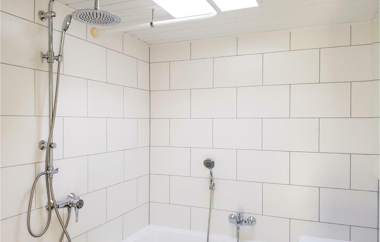 Nice Apartment In Hippolytushoef With Wifi Luaran gambar